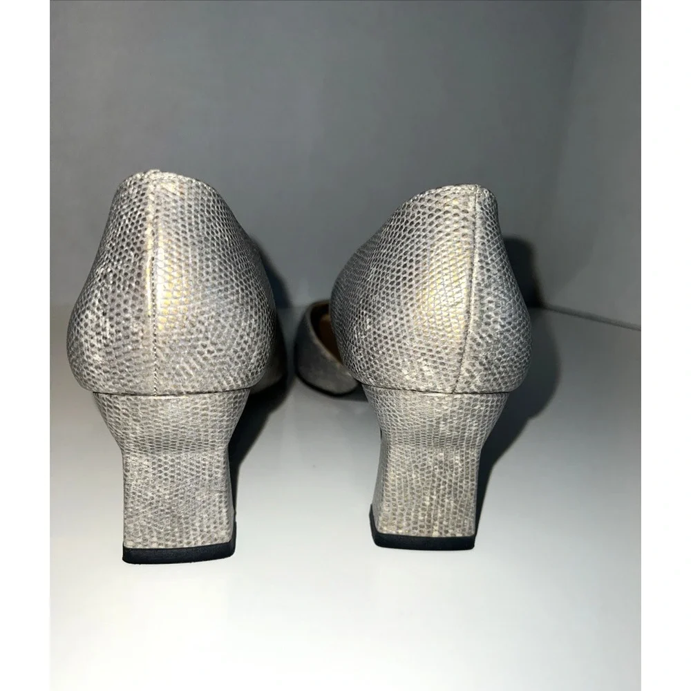 Stuart Weitzman stuart weitzman